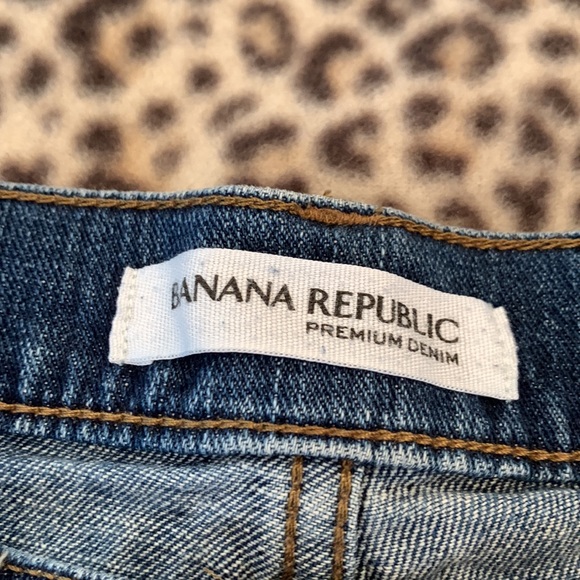 Womens Banaba Republic shorts - Picture 2 of 6